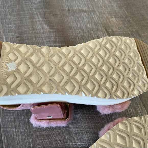 UGG LE FLUFF PINK FLUFFY SLING BACK SANDALS SIZE 9 - Picture 6 of 6